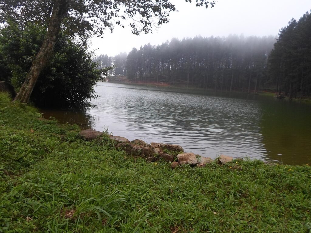 Sembuwatta Lake